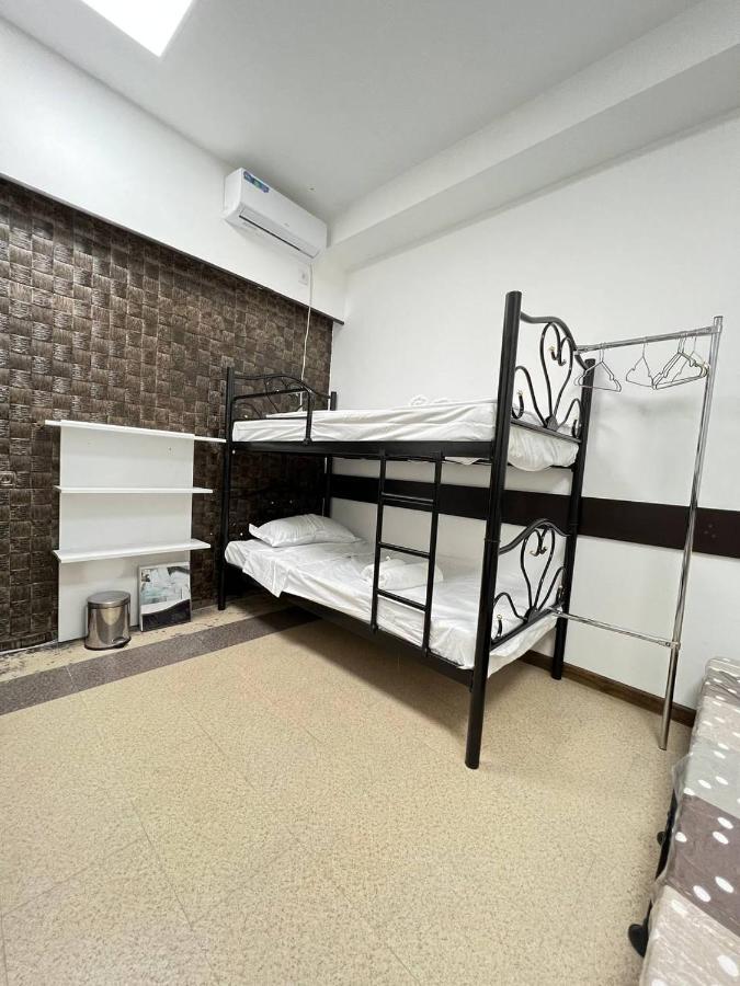 "Modeli" Hostel Tbilisi Bagian luar foto