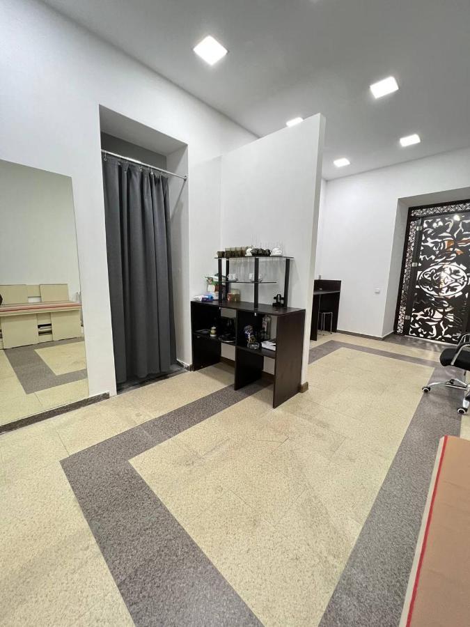"Modeli" Hostel Tbilisi Bagian luar foto