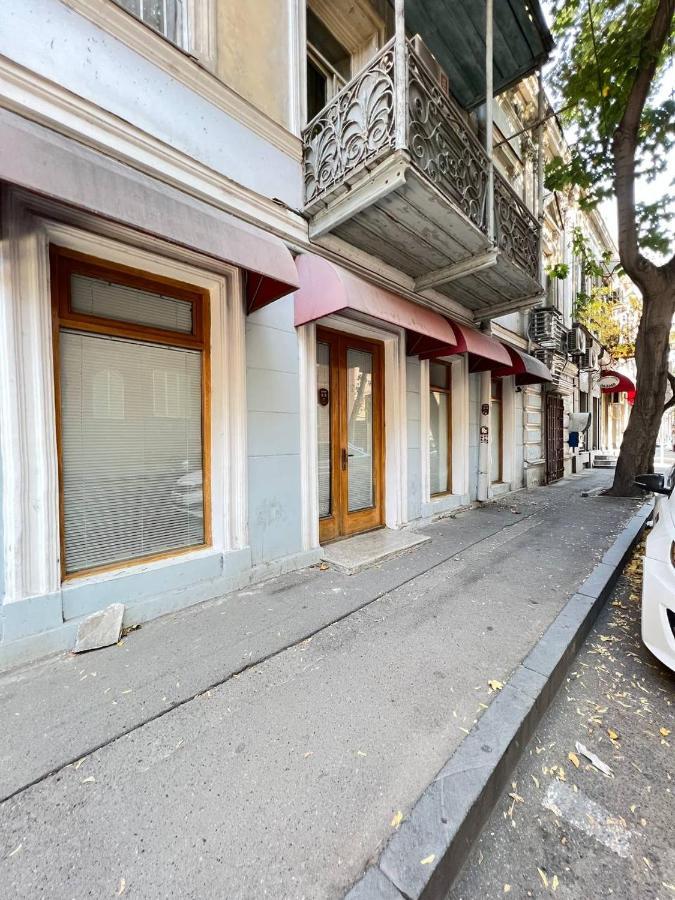 "Modeli" Hostel Tbilisi Bagian luar foto