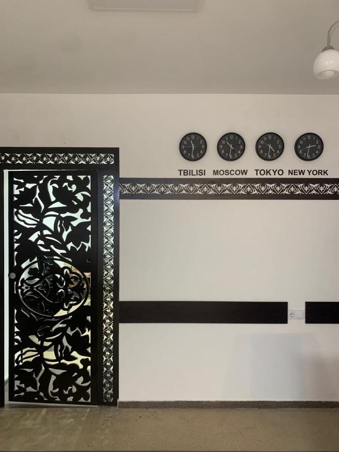 "Modeli" Hostel Tbilisi Bagian luar foto